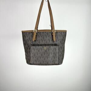 Michael Kors Signature Leather Jet Set Snap Pocket Medium Zip Tote Bag